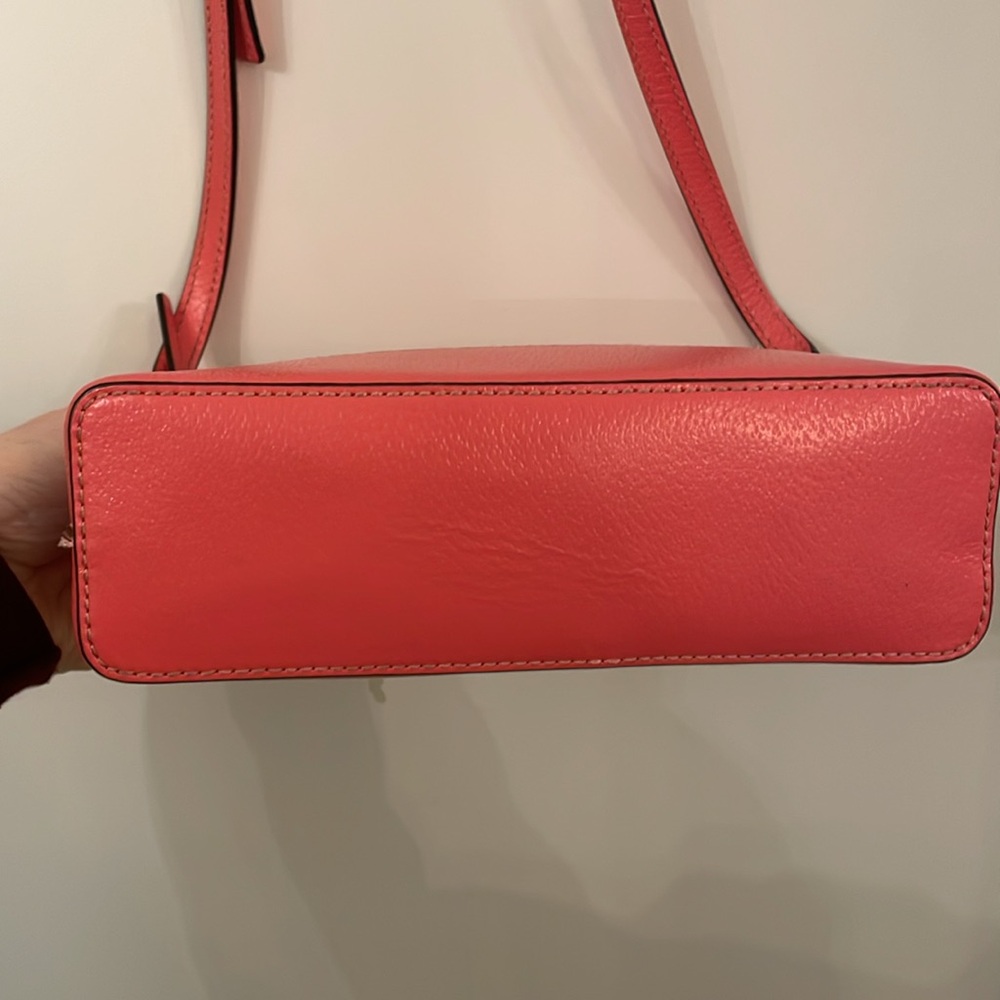 Kate Spade Bay Street Hanna Crossbody - Picture 5 of 12